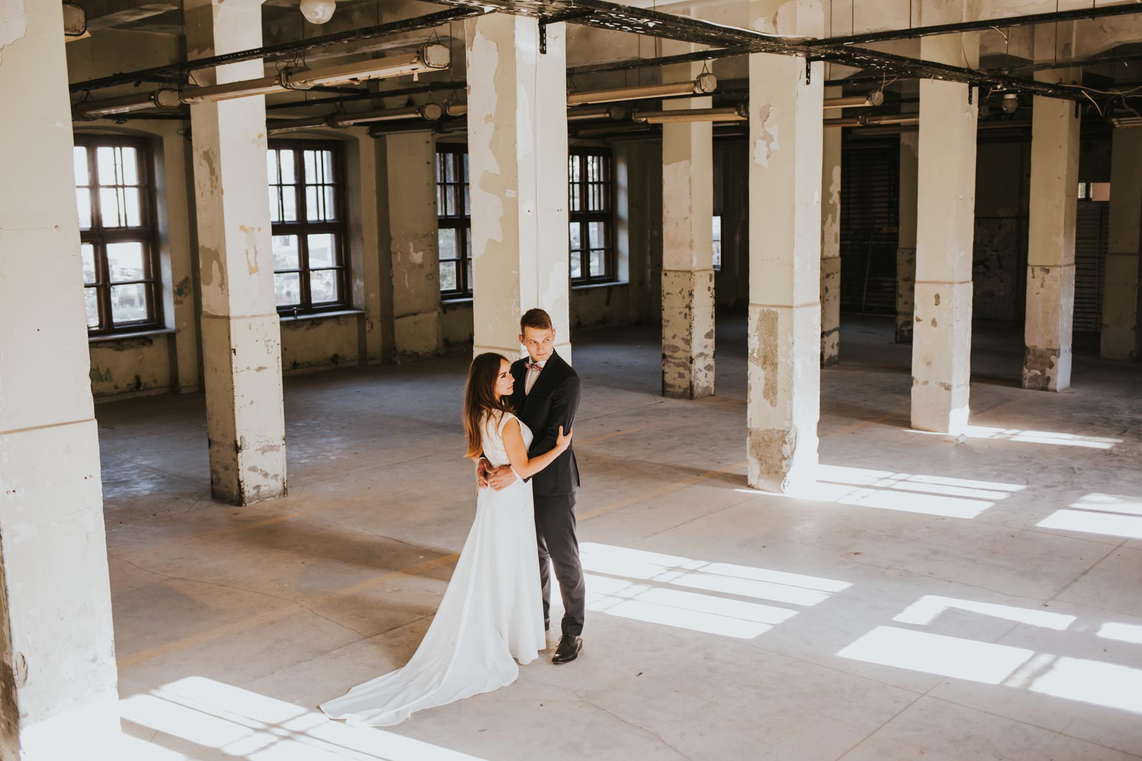 Sesja ślubna Kraków Dolnych młynów 10 Tytano Fotografia ślubna Kraków