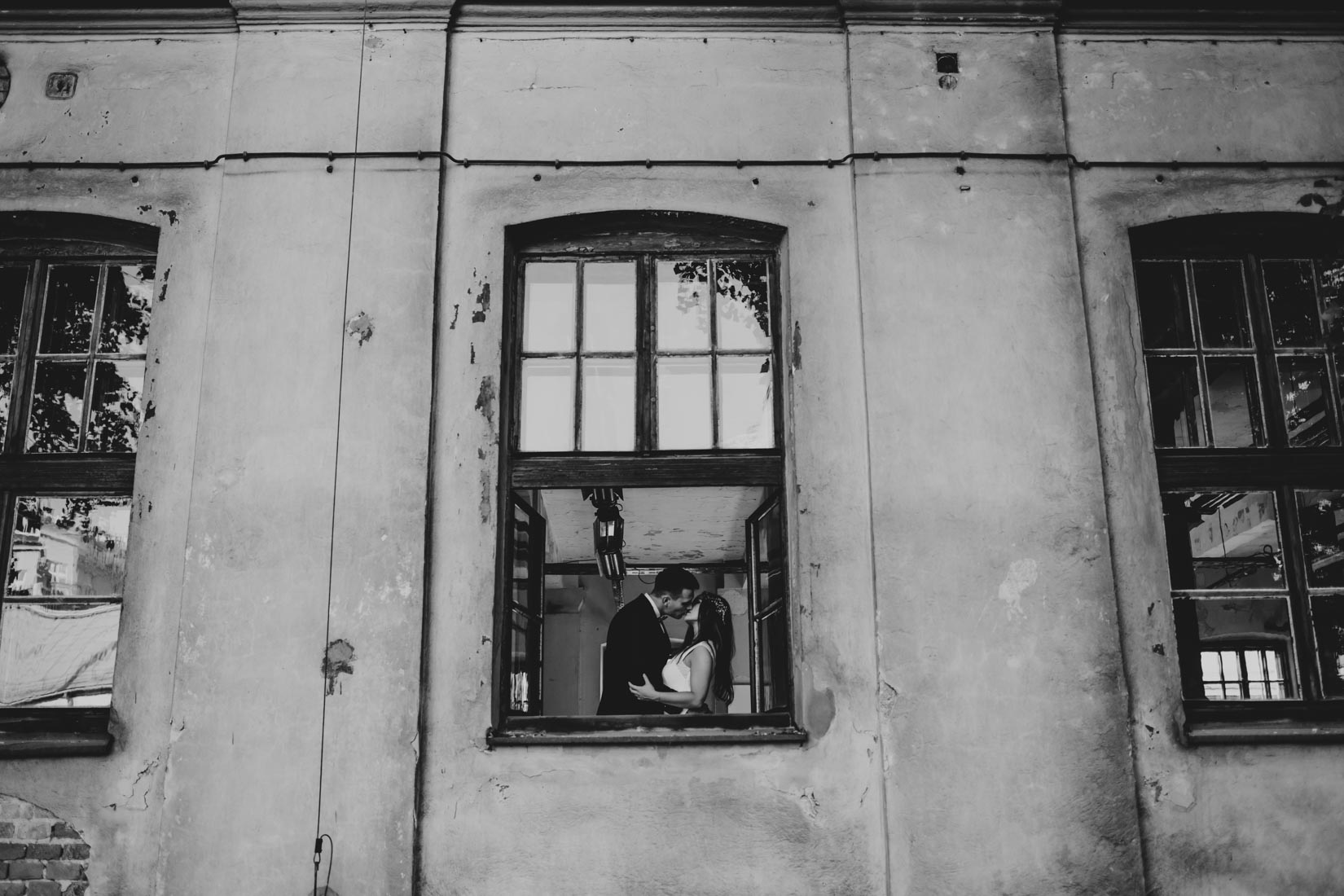 Sesja ślubna Kraków Dolnych młynów 10 Tytano Fotografia ślubna Kraków