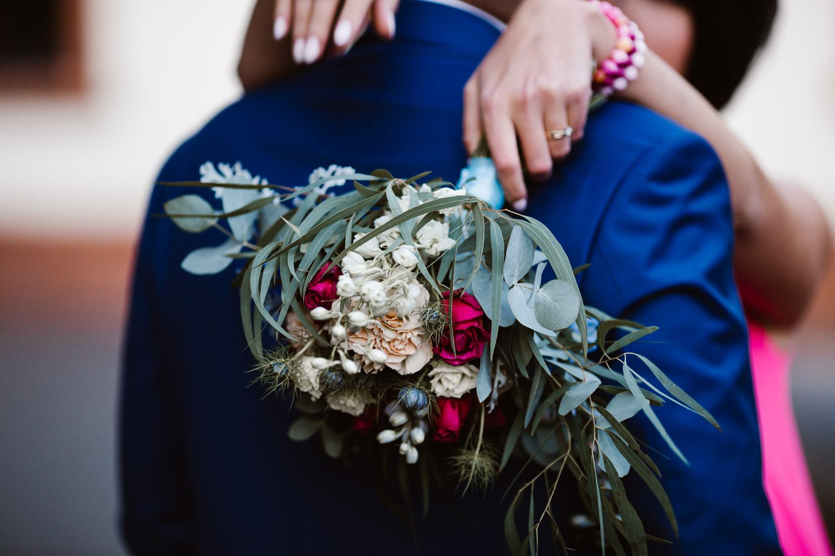 Fotograf ślubny Kraków,Sesja ślubna Muzeum Muzeum Inżynierii Miejskiej ,Stara Zajezdnia Kraków Kazimierz