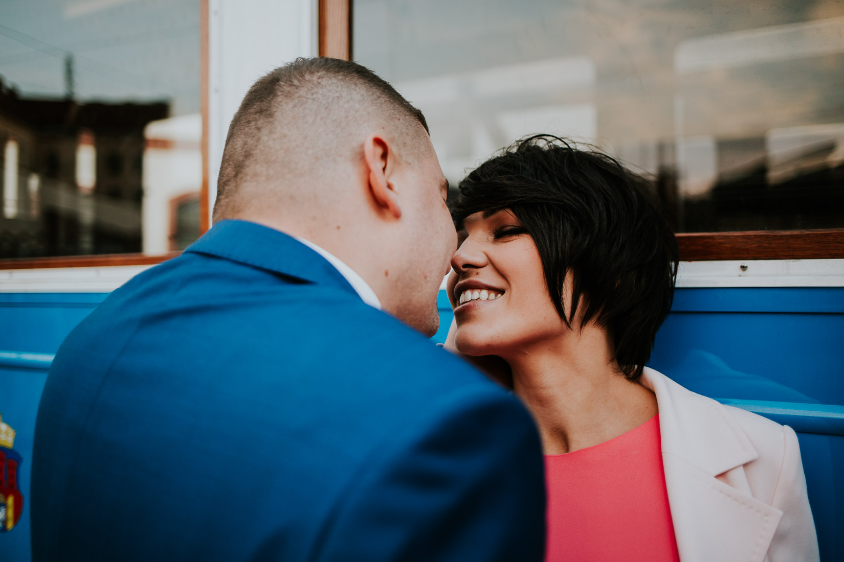 Fotograf ślubny Kraków,Sesja ślubna Muzeum Muzeum Inżynierii Miejskiej ,Stara Zajezdnia Kraków Kazimierz