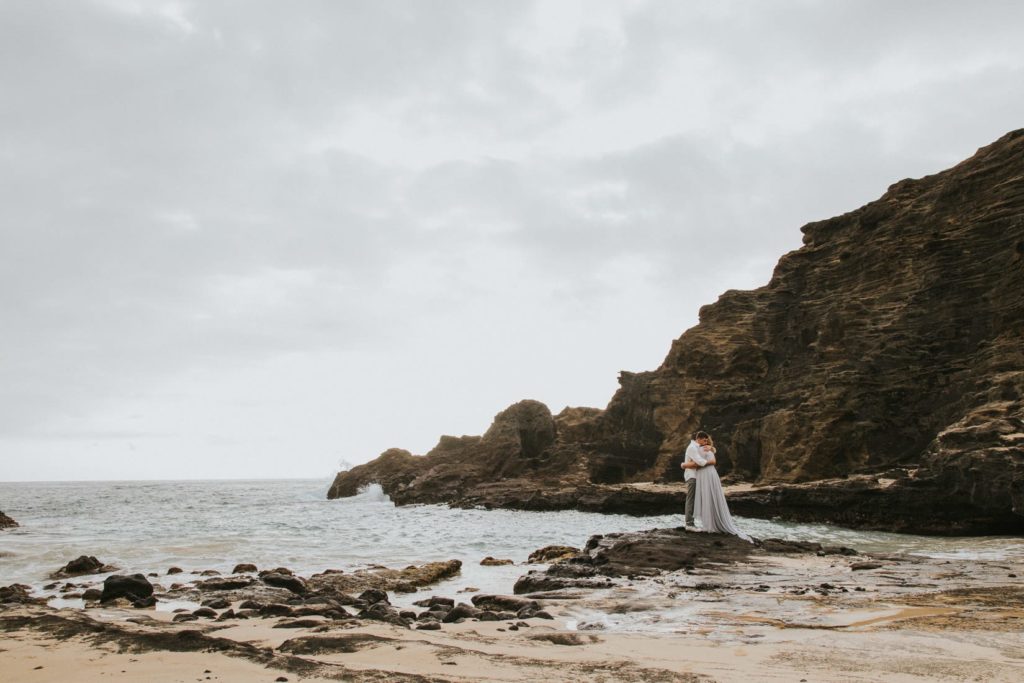 halona beach cove wedding session