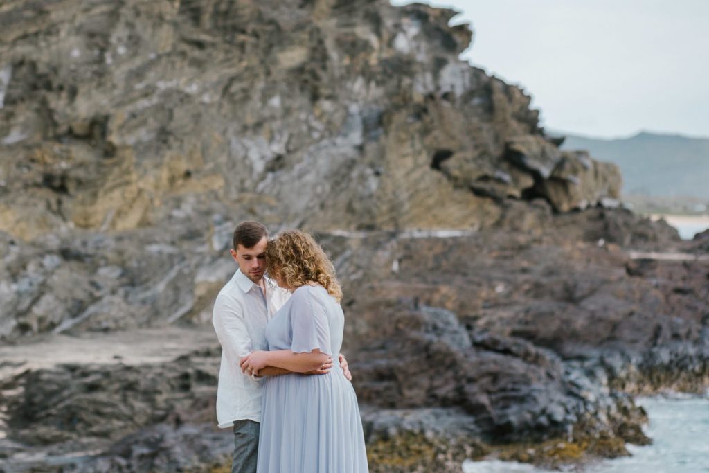 Ślub na Hawajach, halona beach cove wedding session, Hawaii wedding photographers