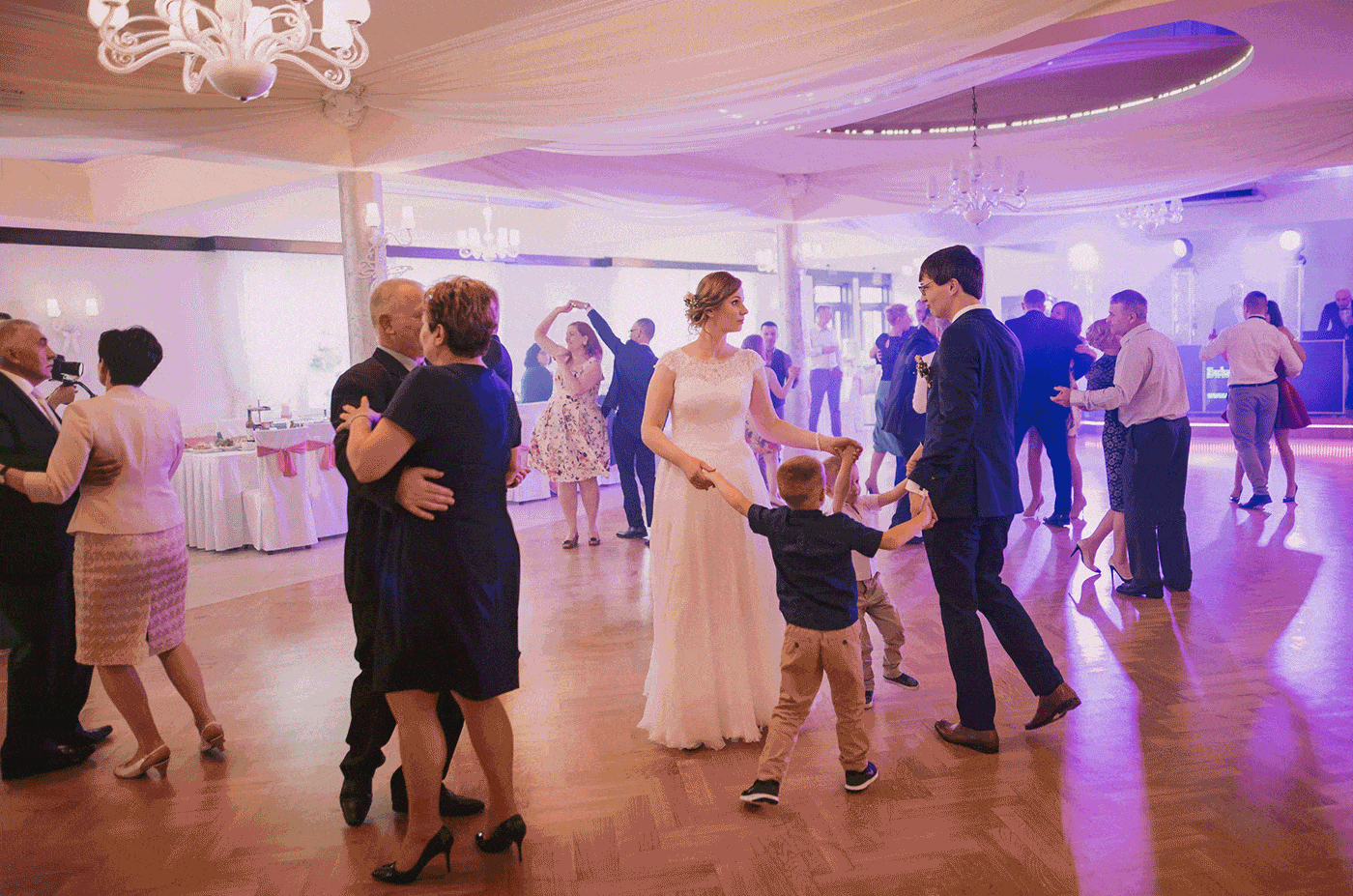 Fotografia ślubna Kraków , Fotograf ślubny Kielce - Basia & Tony Ślub pod Krakowem