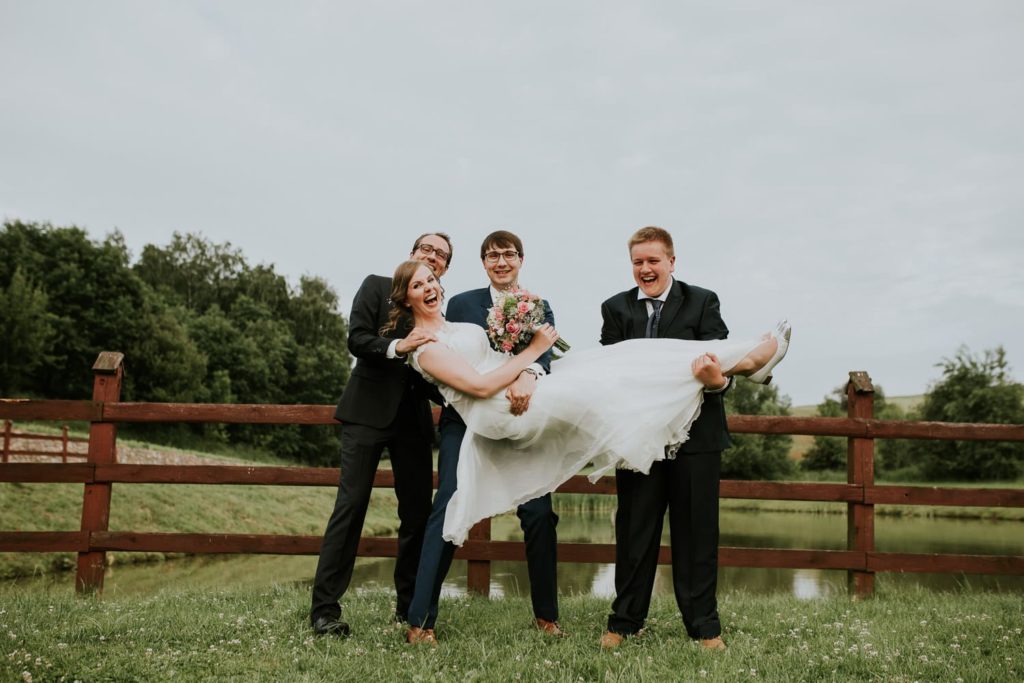 Fotografia ślubna Kraków , Fotograf ślubny Kielce - Basia & Tony Ślub pod Krakowem