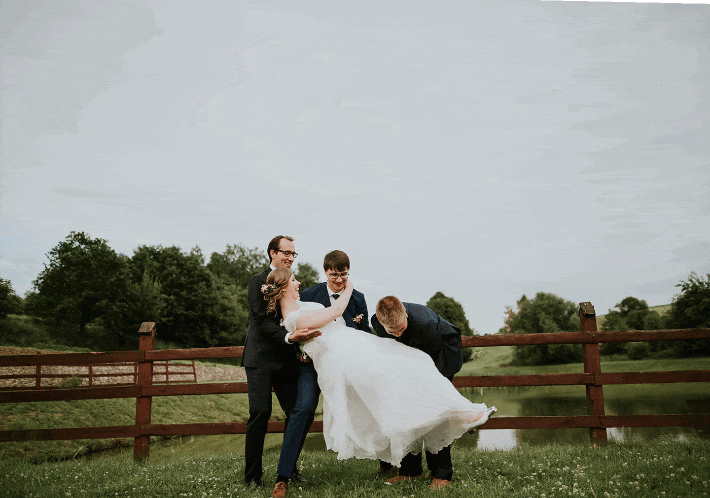 Fotografia ślubna Kraków , Fotograf ślubny Kielce - Basia & Tony Ślub pod Krakowem