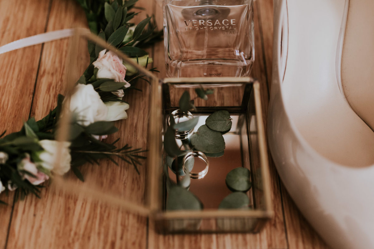 Ślub w Skalnym dworze, Ojców Skalny dwór