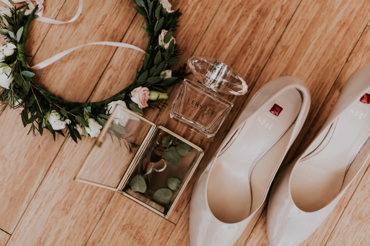 Ślub w Skalnym dworze, Ojców Skalny dwór