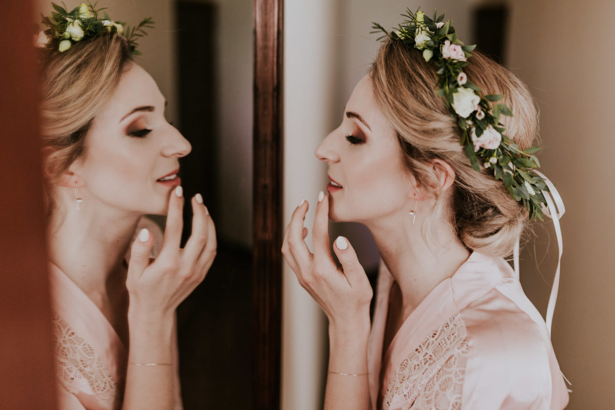 Ślub w Skalnym dworze, Ojców Skalny dwór