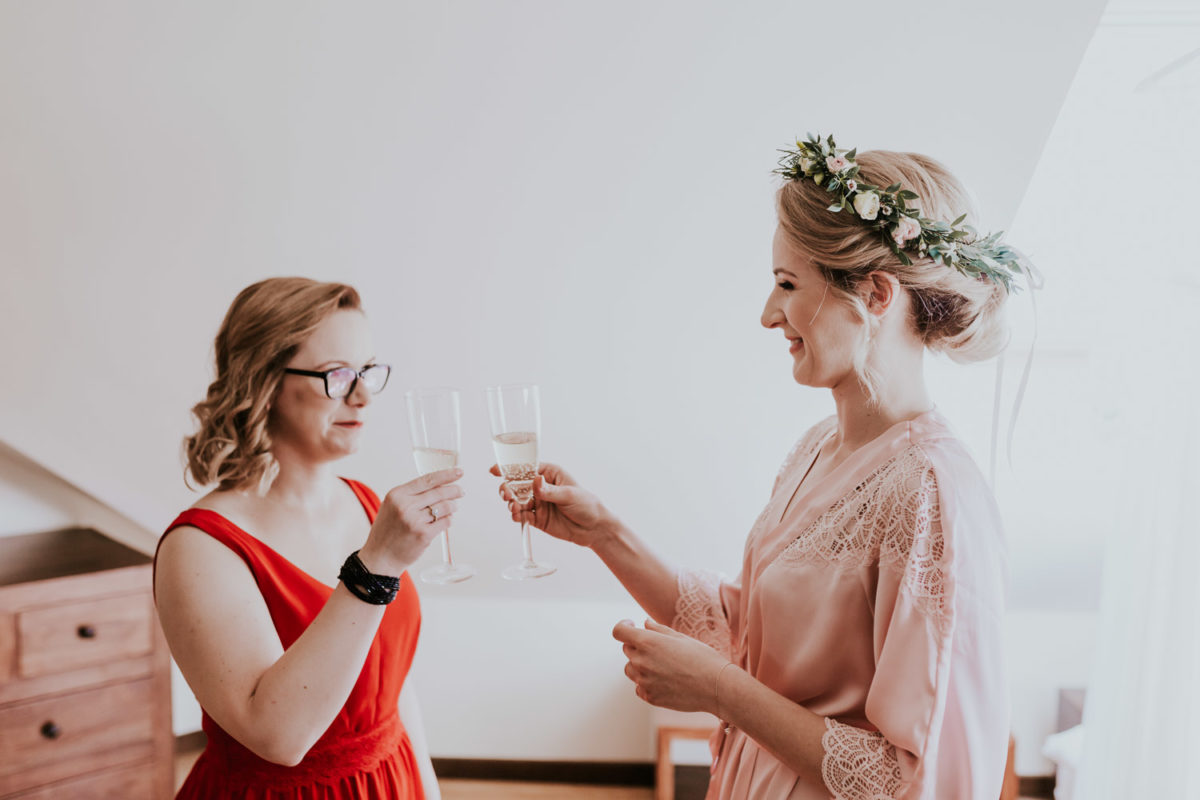 Ślub w Skalnym dworze, Ojców Skalny dwór