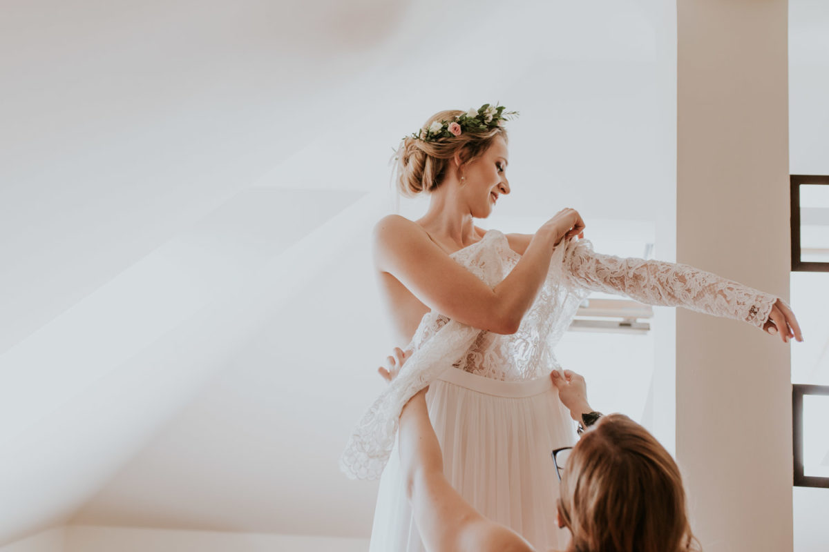 Ślub w Skalnym dworze, Ojców Skalny dwór