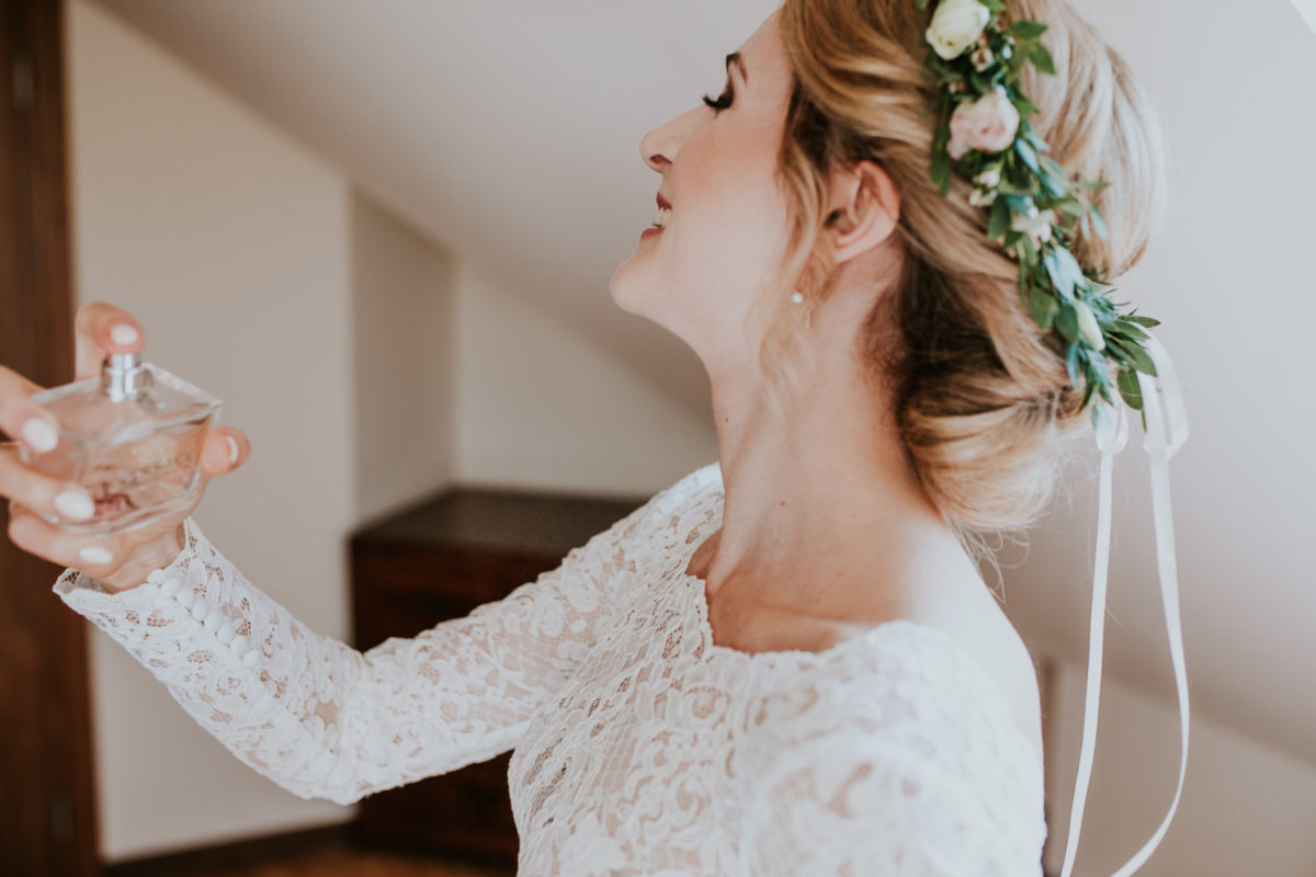 Ślub w Skalnym dworze, Ojców Skalny dwór