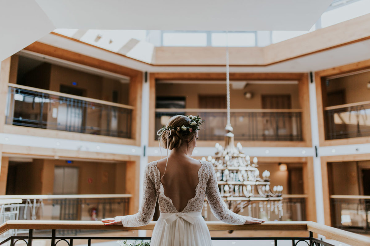 Ślub w Skalnym dworze, Ojców Skalny dwór