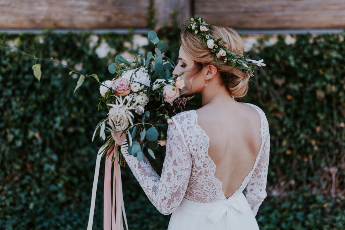 Ślub w Skalnym dworze, Ojców Skalny dwór