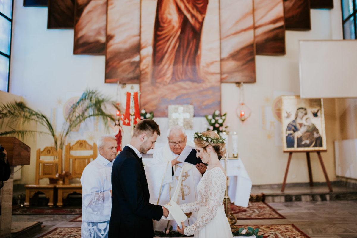 Ślub w Skalnym dworze, Ojców Skalny dwór