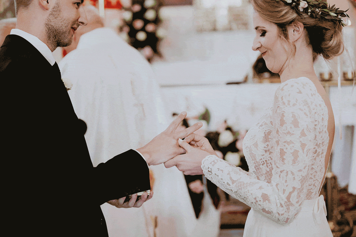 Ślub w Skalnym dworze, Ojców Skalny dwór