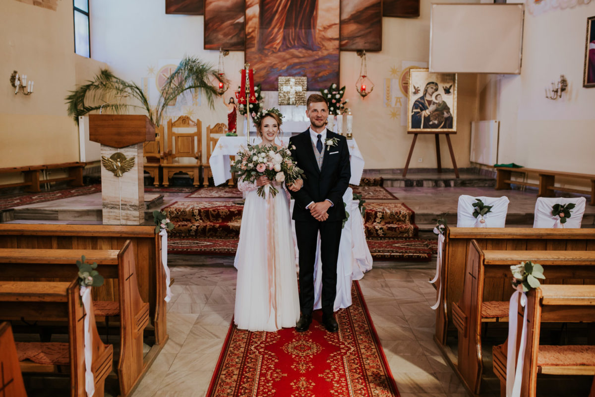 Ślub w Skalnym dworze, Ojców Skalny dwór