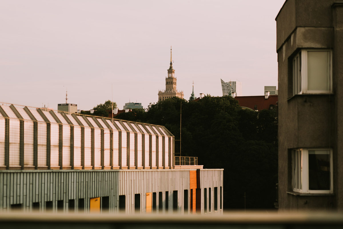 Patrycja&Patryk Sesja narzeczeńska w Warszawie, Ogród na dachu Biblioteki Uniwersytetu Warszawskiego