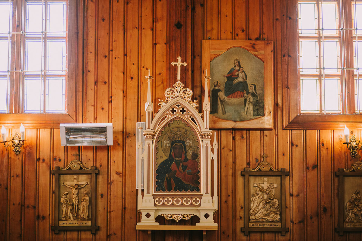 Ślub w Przepitkach, Parafia rzymskokatolicka pw. św. Zygmunta w Królewie ślub, fotografia ślubna Warszawa