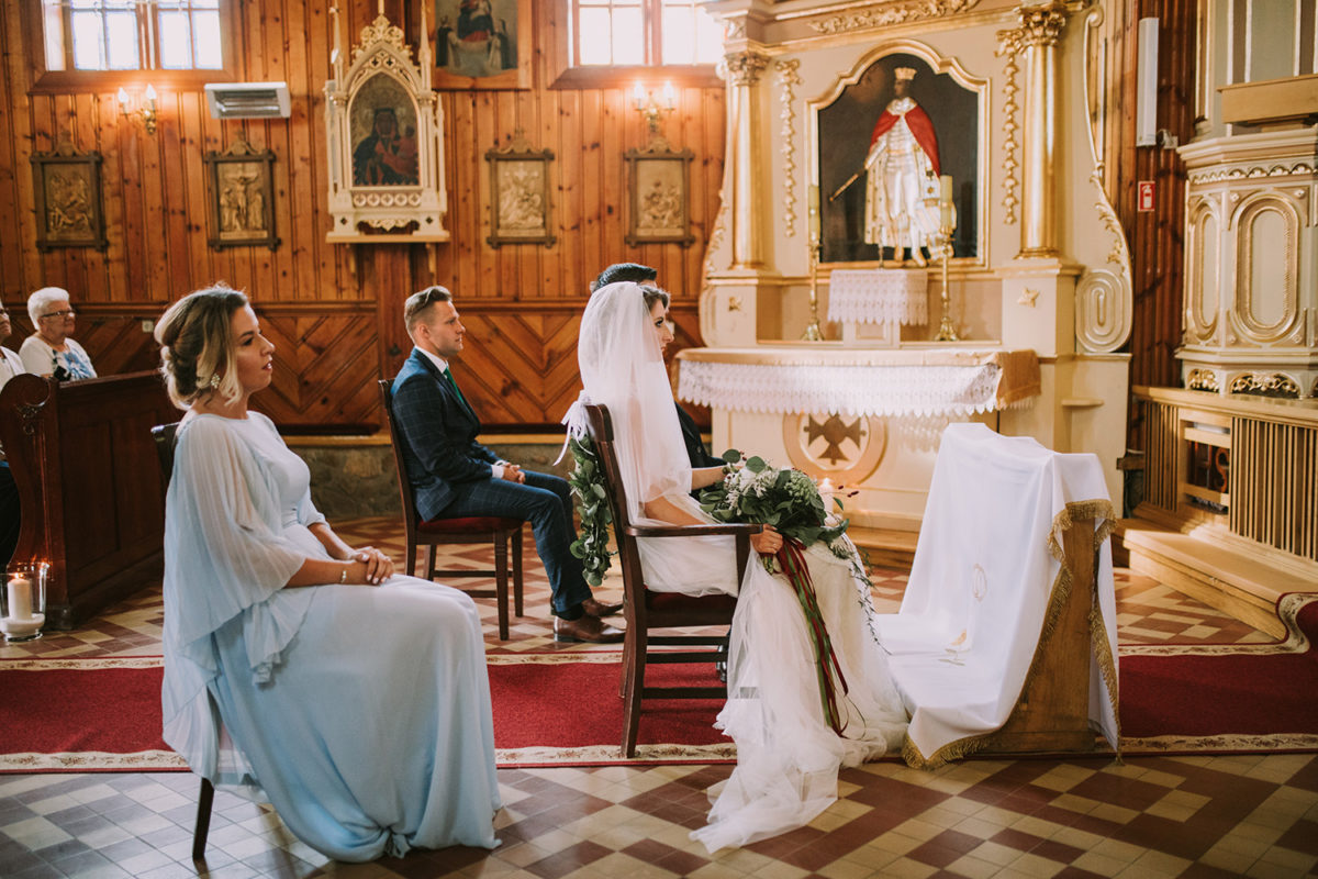 Ślub w Przepitkach, Parafia rzymskokatolicka pw. św. Zygmunta w Królewie ślub, fotografia ślubna Warszawa