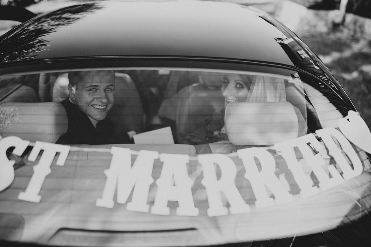 Ślub w Przepitkach, Parafia rzymskokatolicka pw. św. Zygmunta w Królewie ślub, fotografia ślubna Warszawa