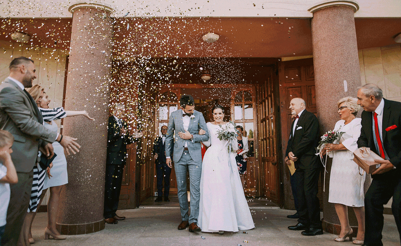 Ślub kościelny, Dekoracja kościoła, Tychy, Fotograf ślubny Warszawa, Duet fotografów