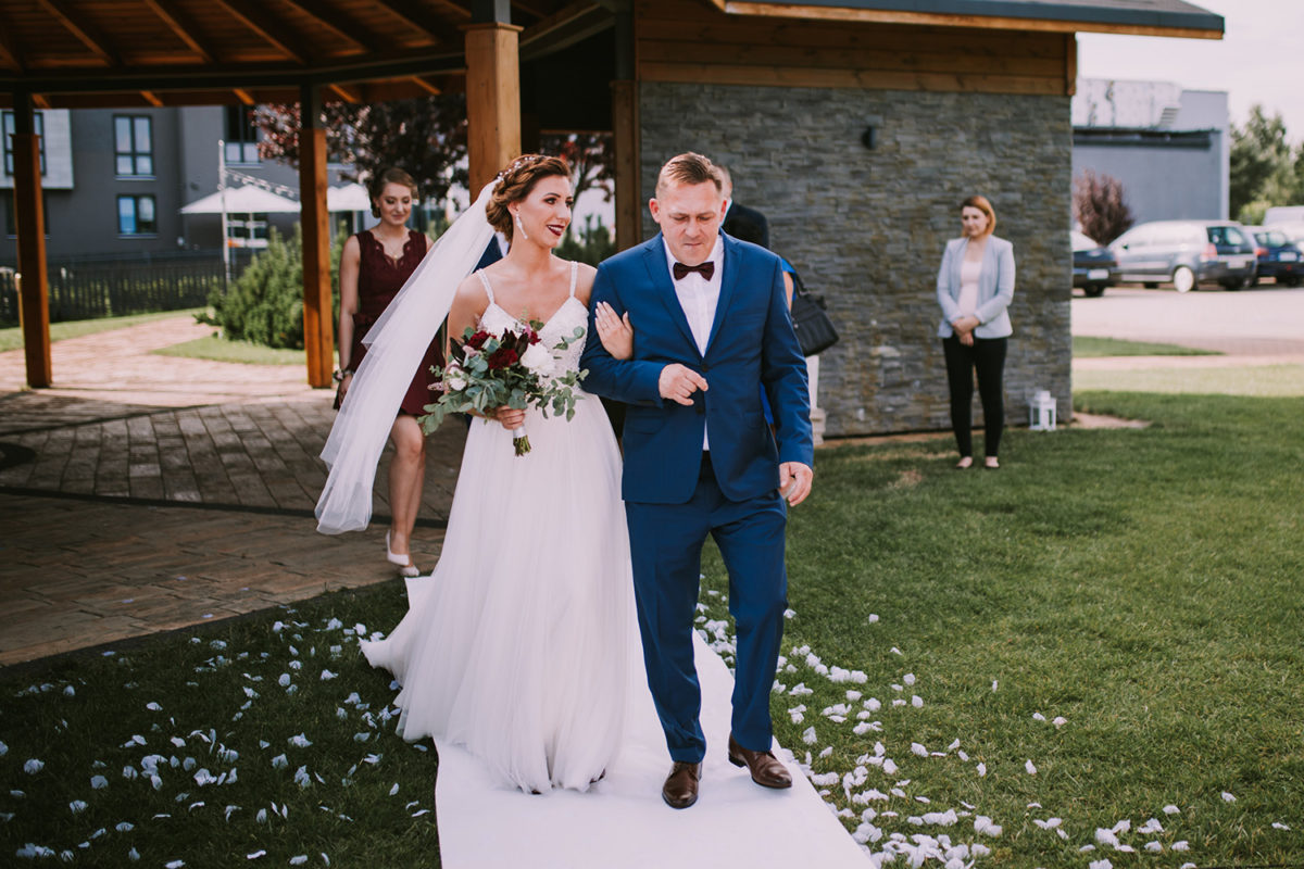 Ślub w plenerze Warszawa Hotel Artis Ślub plenerowy Ślub w ogrodzie