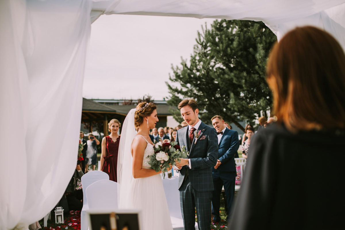 Ślub w plenerze Warszawa Hotel Artis Ślub plenerowy Ślub w ogrodzie