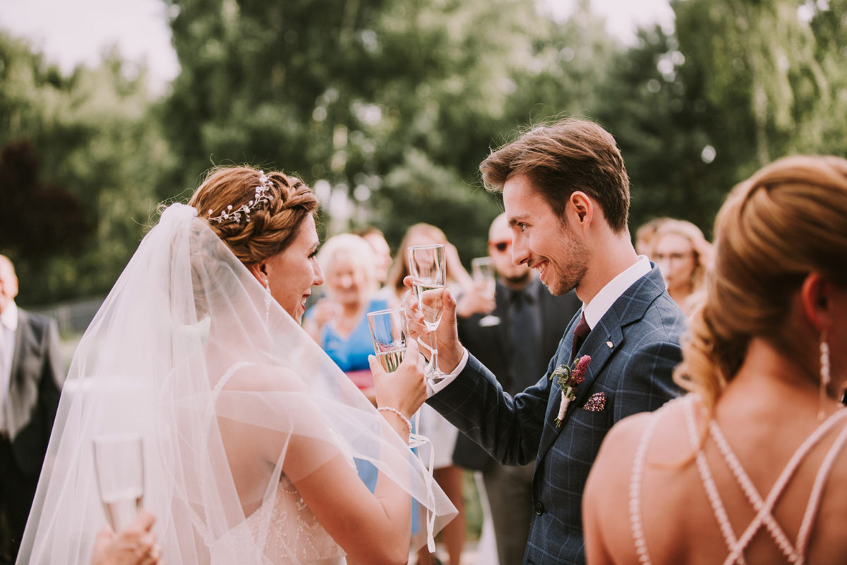 Ślub w plenerze Warszawa Hotel Artis Ślub plenerowy Ślub w ogrodzie