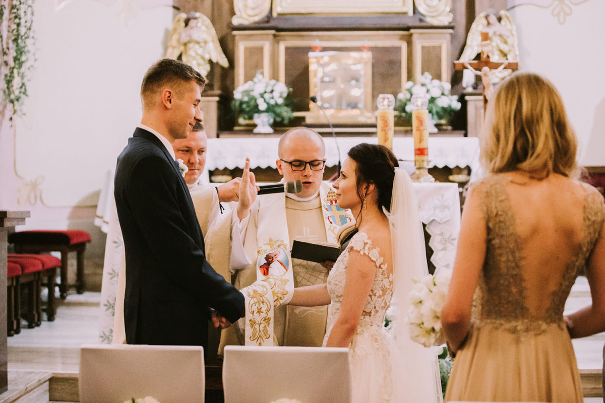 Fotograf Ślubny Kielce Warszawa, Reportaż Ślubny Kielce, Duet Fotografów, Ślub w kościele pw. Św. Teresy od Dzieciątka Jezus Kielce słowik 