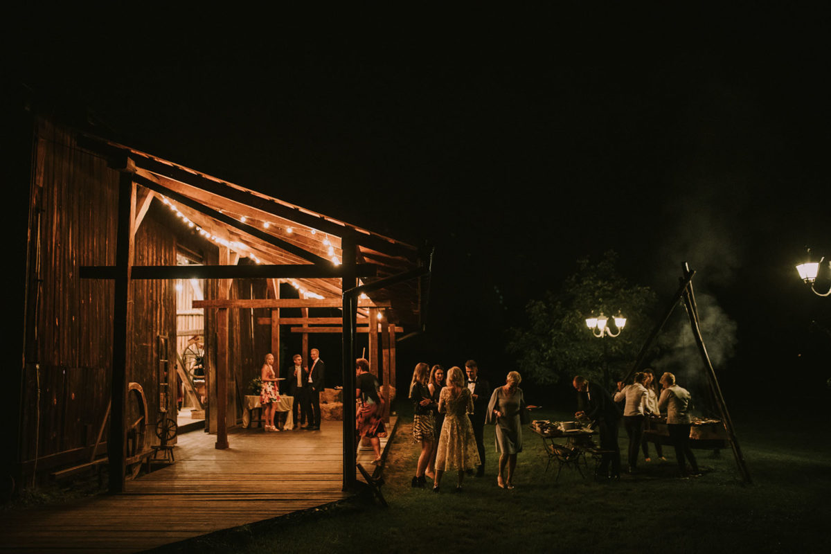 Rustykalny Ślub w stodole, Ślub Folwark Wiązy, Rustykalne wesele pod Krakowem, Rustykalne wesele Warszawa