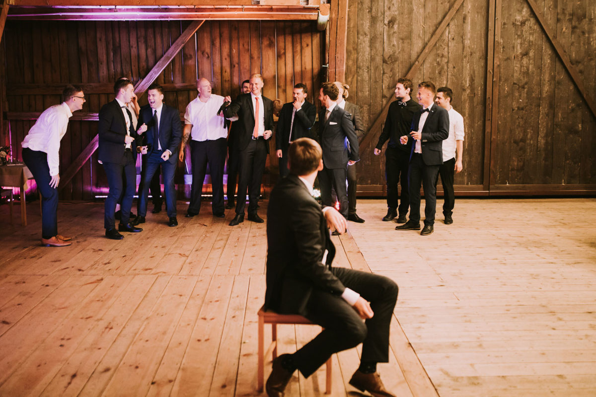 Rustykalny Ślub w stodole, Ślub Folwark Wiązy, Rustykalne wesele pod Krakowem, Rustykalne wesele Warszawa