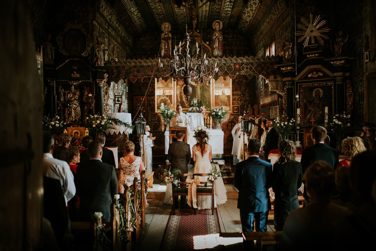Ślub w Kościele pw. św. Michała Archanioła w Dębnie, Kościół w Dębnie, Fotografia ślubna Warszawa