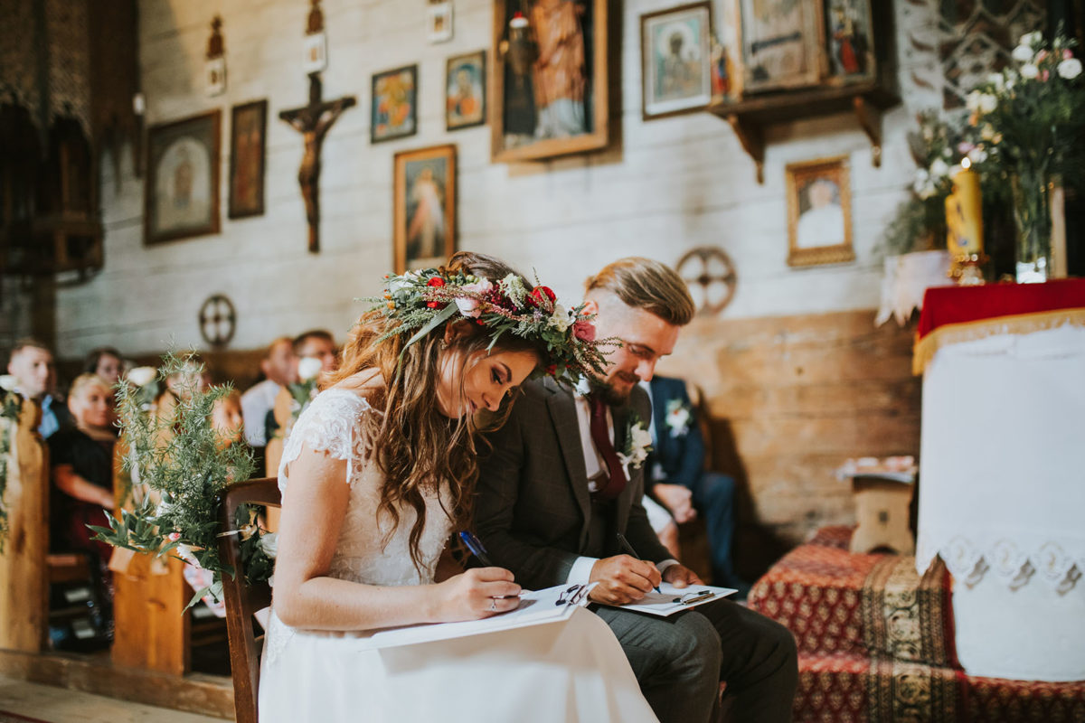 Ślub w Kościele pw. św. Michała Archanioła w Dębnie, Kościół w Dębnie, Fotografia ślubna Warszawa