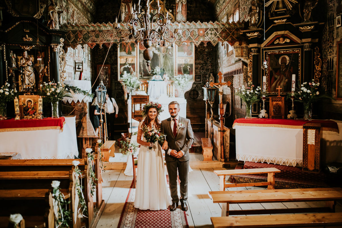 Ślub w Kościele pw. św. Michała Archanioła w Dębnie, Kościół w Dębnie, Fotografia ślubna Warszawa