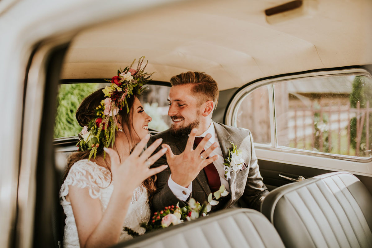 Ślub w Kościele pw. św. Michała Archanioła w Dębnie, Kościół w Dębnie, Fotografia ślubna Warszawa