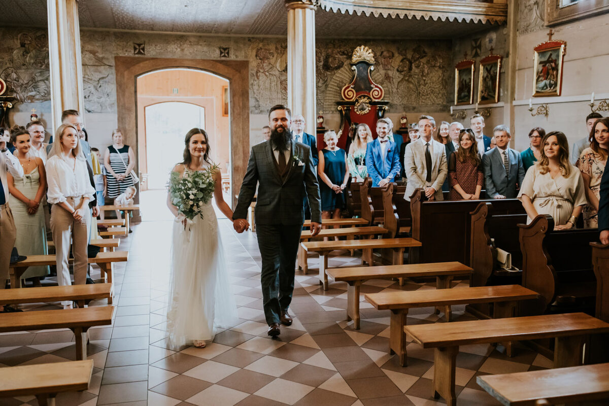 First Look zdjęcia, ślub w Starej Stodole Dobczyce, rustykalny ślub