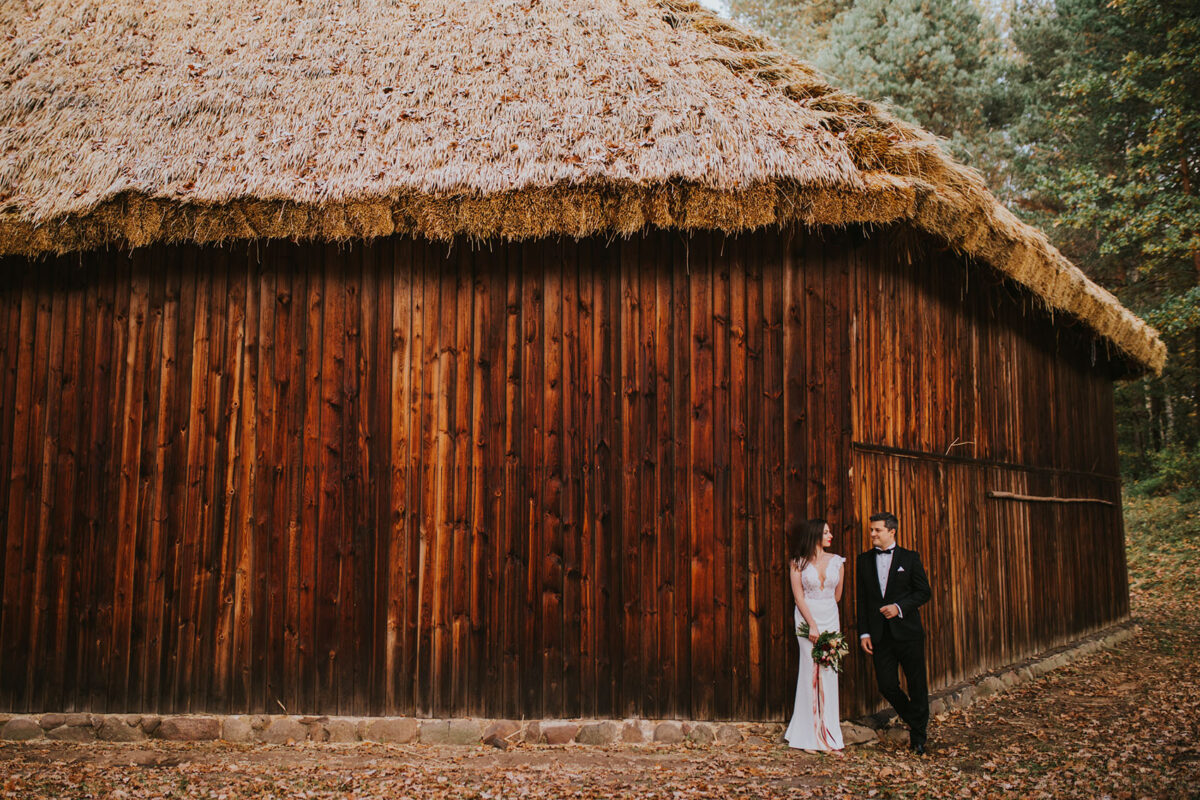 Rustykalna sesja ślubna Warszawa