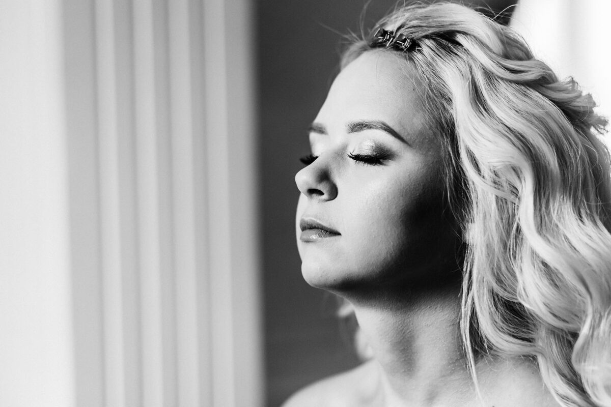 Ślub w Chełmie, Przygotowania ślubne w Dworze Sieraków, Kościół Narodzenia św. Jana Chrzciciela w Chełmie, 