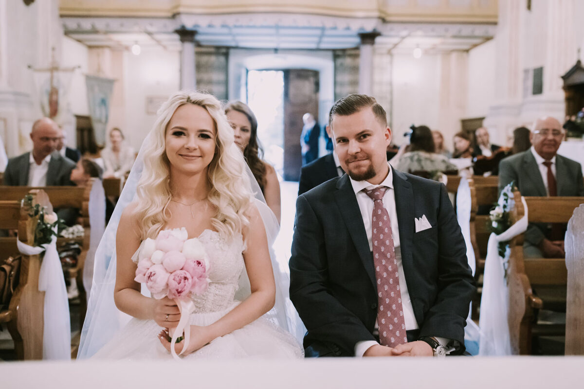 Ślub w Chełmie, Przygotowania ślubne w Dworze Sieraków, Kościół Narodzenia św. Jana Chrzciciela w Chełmie, 