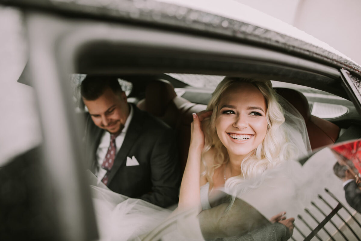 Ślub w Chełmie, Przygotowania ślubne w Dworze Sieraków, Kościół Narodzenia św. Jana Chrzciciela w Chełmie, 