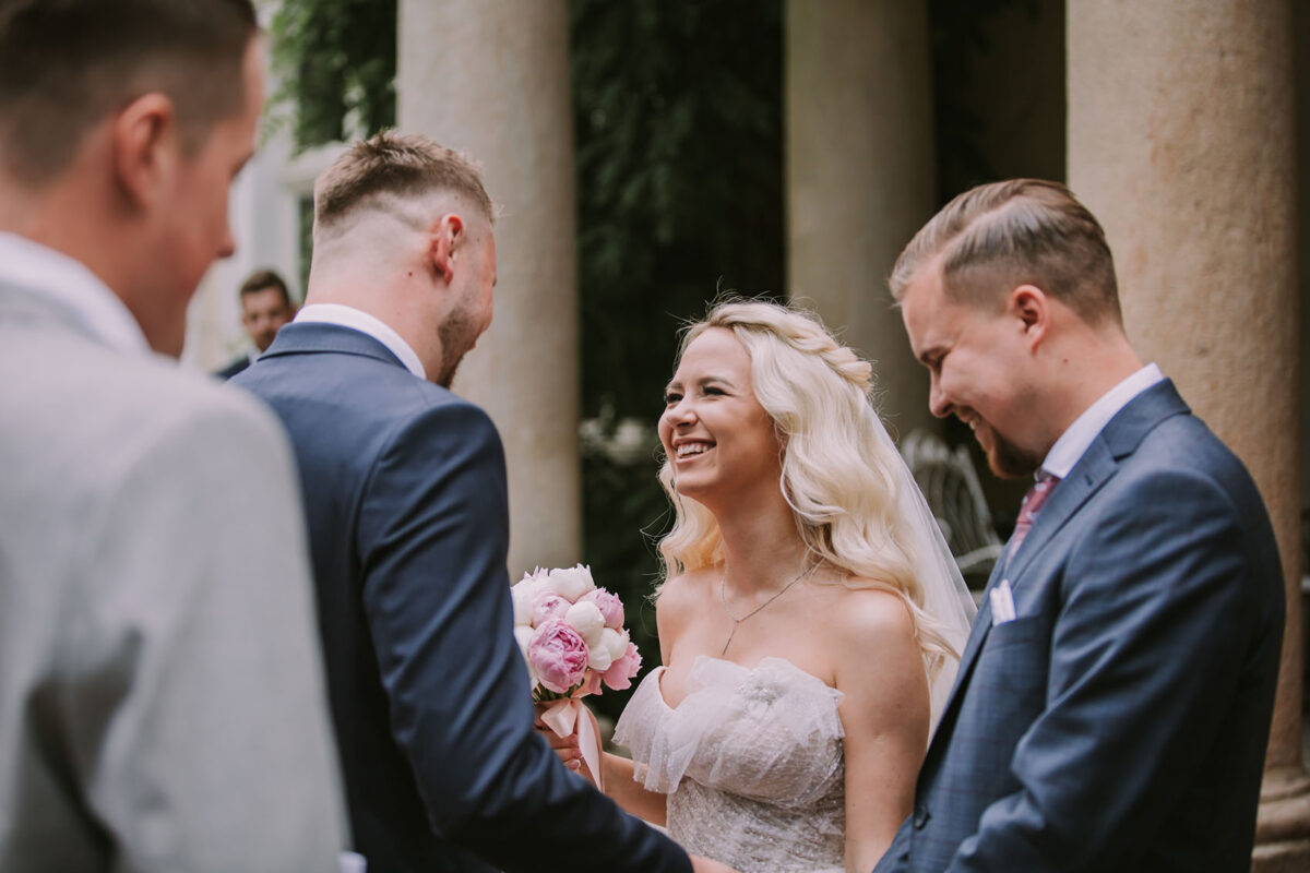 Ślub w Chełmie, Przygotowania ślubne w Dworze Sieraków, Kościół Narodzenia św. Jana Chrzciciela w Chełmie, 