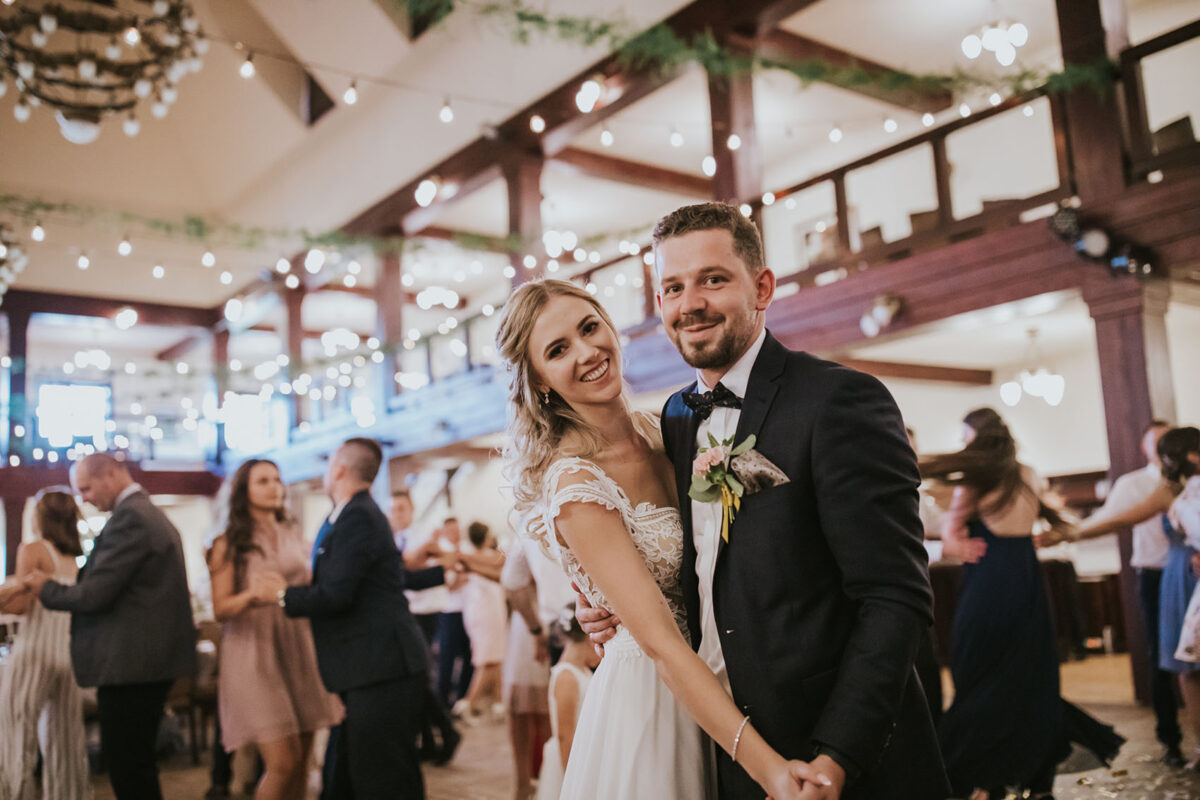 Pierwszy taniec z dymem, wesele w Folwarku Zalesie, wesele w okolicach Krakowa