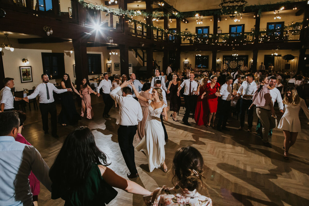 Pierwszy taniec z dymem, wesele w Folwarku Zalesie, wesele w okolicach Krakowa