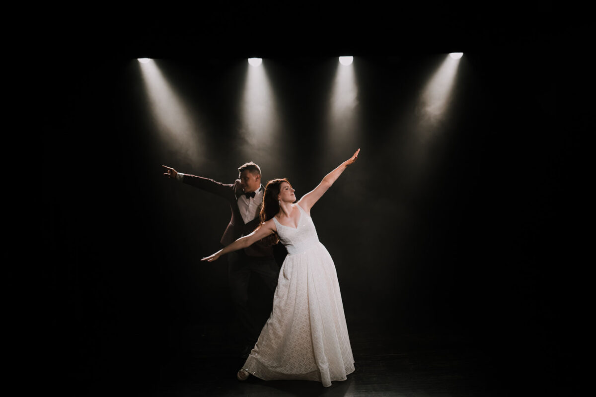 Sesja ślubna na deskach teatru, sesja ślubna Kraków, Sesja ślubna w teatrze