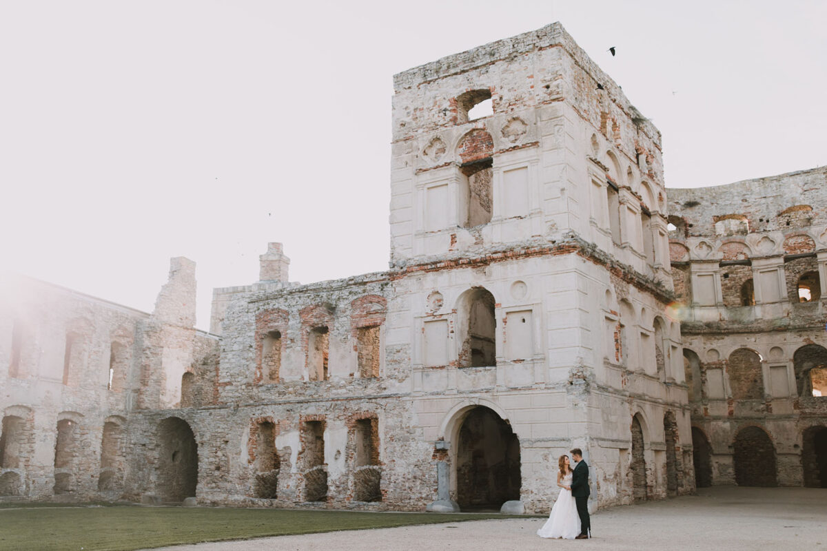 Sesja Krzyżtopór, wesele hotel Bińkowski, green wedding, ślub cywilny i kościelny