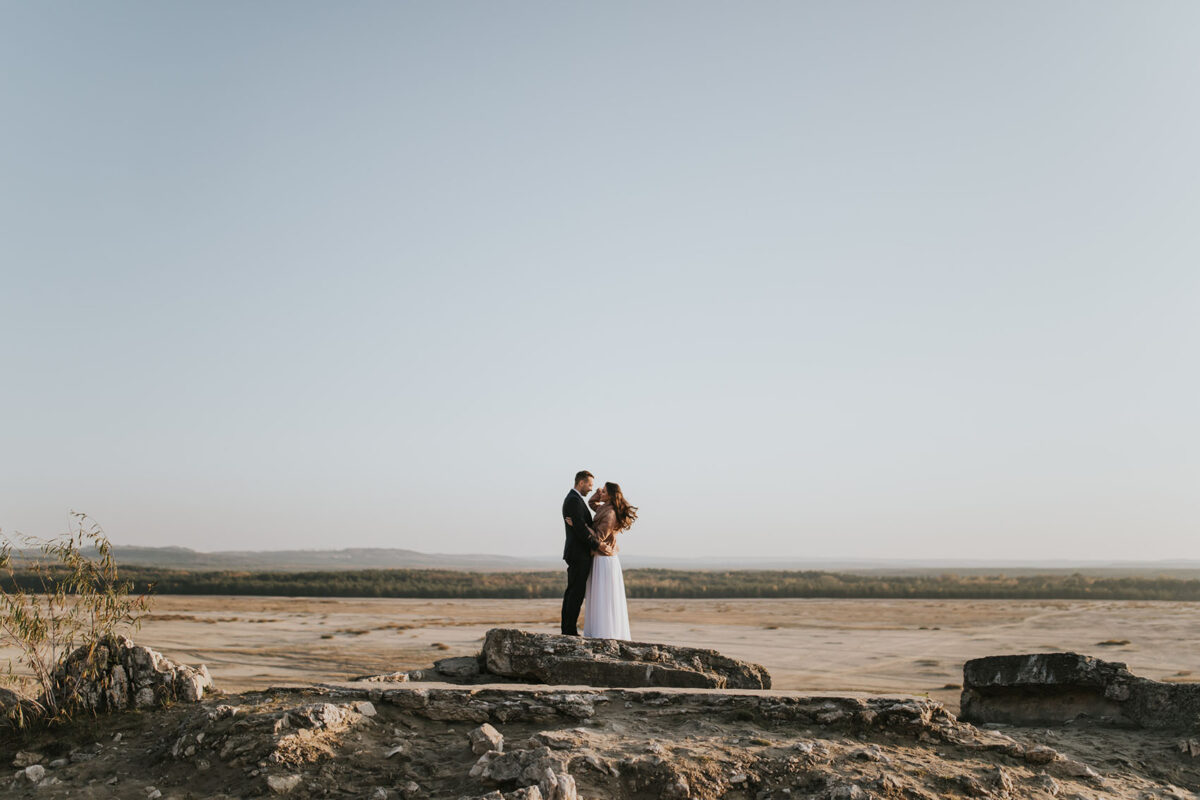 Wesele w okolicach Krakowa, pierwszy taniec, sesja ślubna na Pustyni Błędowskiej