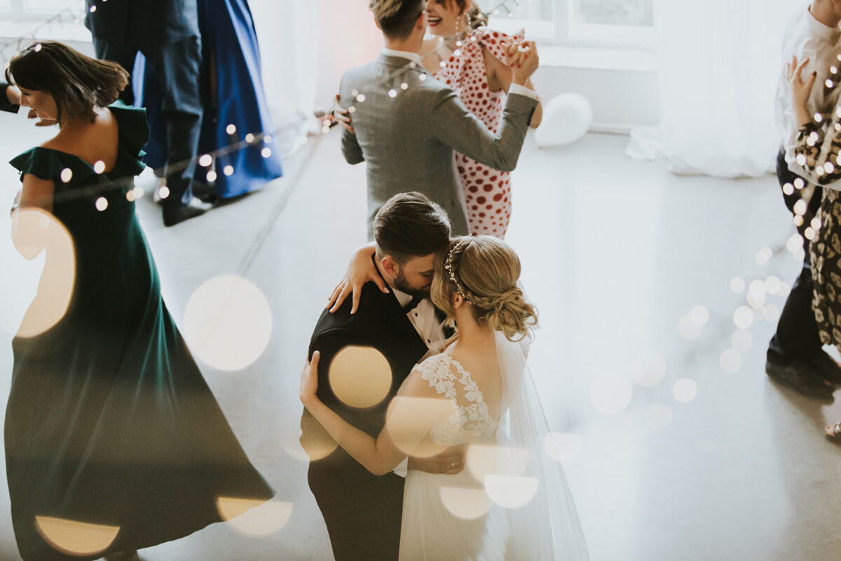 wesele w Villa Love, słodki stół  La Baguette, pierwszy taniec