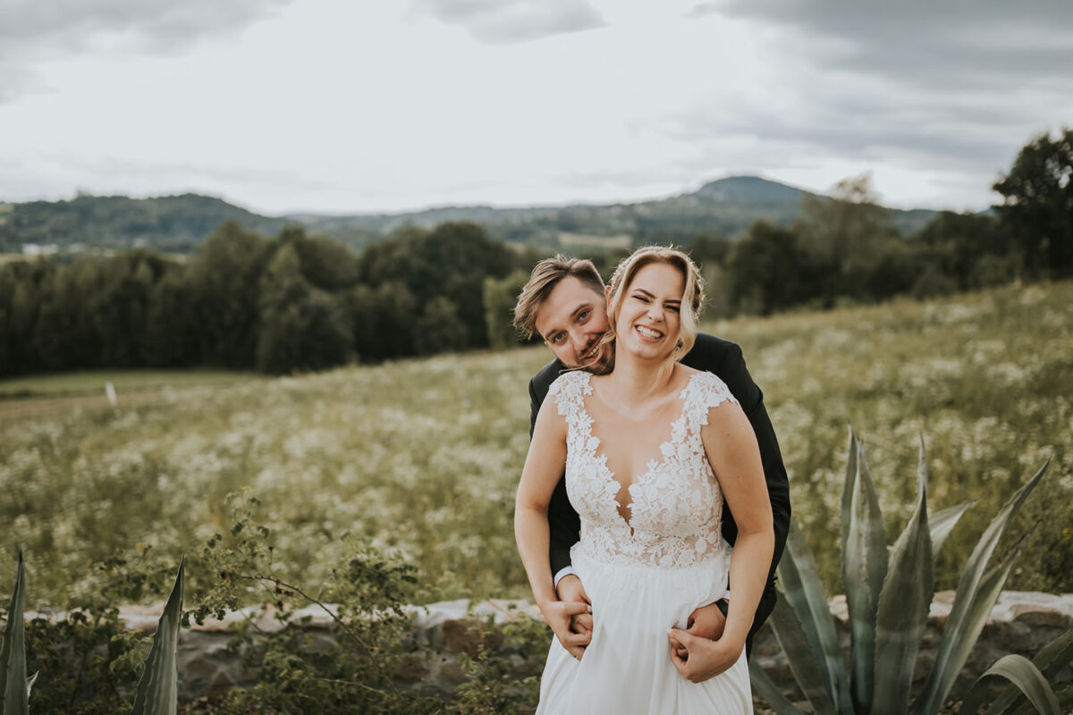 sesja ślubna w Villa Love, toksańskie wesele, wesele w Villa Love,