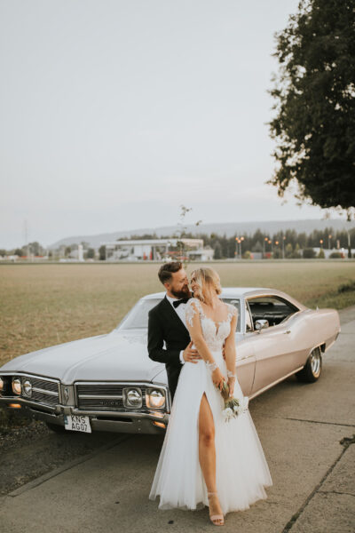 sesja ślubna w dniu ślubu, sesja ślubna podczas golden hour, sesja ślubna w plenerze