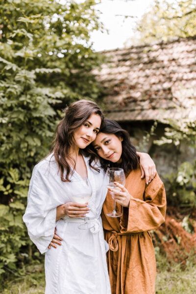 przygotowania ślubne w Warszawie, first look, detale z przygotowań ślubnych